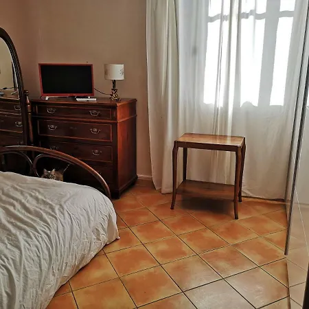 Familial Dans Le Triangle Dor Ajaccio *